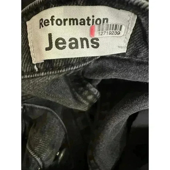 Reformation Julia High Cigarette Jean in Monterey Black - Picture 7 of 8